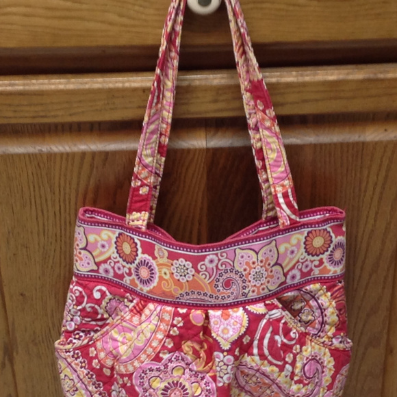 Vera Bradley Handbags - Pink Vera Bradley Purse